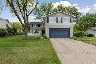 4134 Cypress Dr, Troy, MI 48085