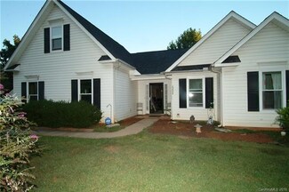 8224 Reames Rd, Charlotte, NC 28216
