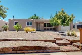 6312 Zimmerman Ave NE, Albuquerque, NM 87110