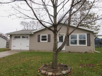 314 Hillside Dr, Lagrange, IN 46761