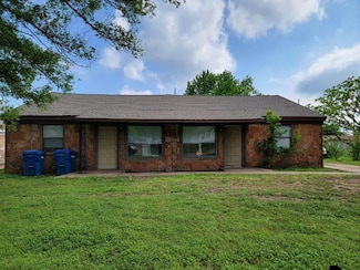 1305 Ritchie Ave, Enid, OK 73703