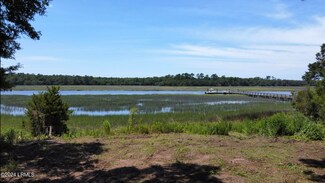 19 Olde Church Rd, Saint Helena Island, SC 29920