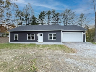 5 Car-Ty Ct, Lewiston, ME 04240