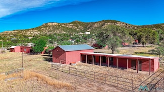 475 Stevens Ave, Raton, NM 87740