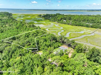 70 Bermuda Inlet Dr, Saint Helena Island, SC 29920