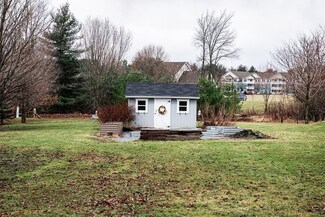 11 Hunt St Unit B, Fairfax, VT 05454