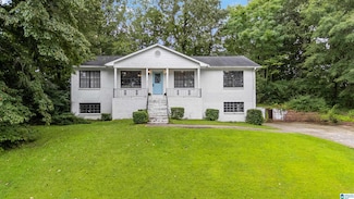 1024 Henry Dr, Alabaster, AL 35007