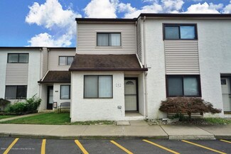 160 Surfside Plaza Unit 64, Staten Island, NY 10307