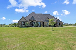 15821 SW 26th St, El Reno, OK 73036