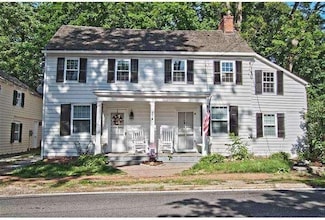 467 Main St, Chester, NJ 07930