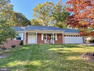 7032 Kelly Rd, Warrenton, VA 20187