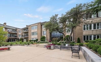 1 Oak Brook Club Dr Unit A307, Oak Brook, IL 60523