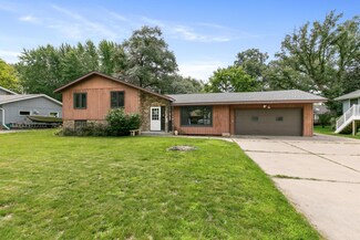 218 10th St N, Sauk Rapids, MN 56379