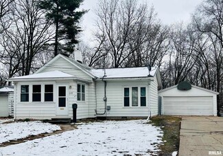 1133 35th St, Rock Island, IL 61201