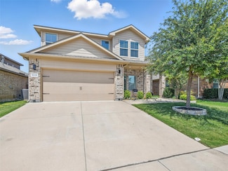 8048 Crimea Ln, Fort Worth, TX 76123