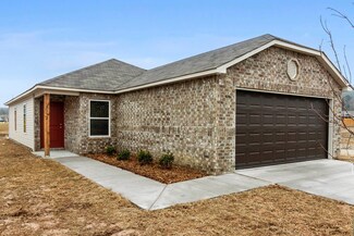 8112 Eastwood Creek Dr, North Little Rock, AR 72113