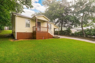 408 S 8th Ave, Ozark, MO 65721