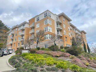 501 Crescent Way Unit 5303, San Francisco, CA 94134