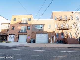 62 Hancock Ave, Jersey City, NJ 07307