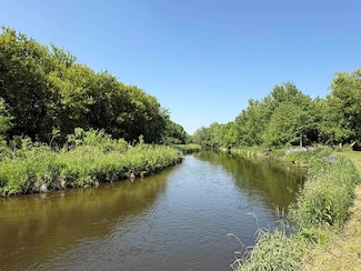 5329 E County Road J, Clinton, WI 53525