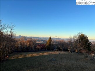 239 Summit Park Cir, Boone, NC 28607