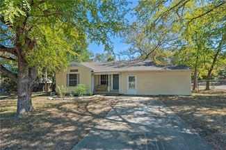 601 North Ave E, Bryan, TX 77801