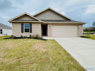 155 Murphy Ln, Madison, AL 35756