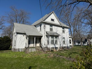 220 S Guthrie St, Rankin, IL 60960