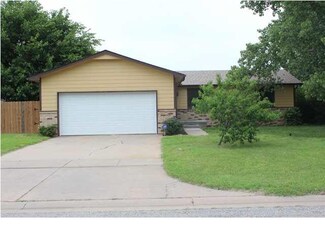 5720 Kentford Cir, Wichita, KS 67220