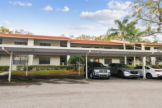 2020 Lakeview Dr Unit 205, Clearwater, FL 33763