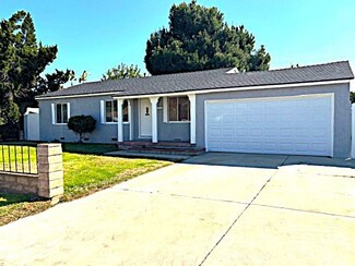 8360 Tyrone Ave, Panorama City, CA 91402