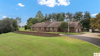 210 Dana Ct, Glasgow, KY 42141