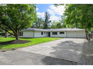 1201 Horn Ln, Eugene, OR 97404