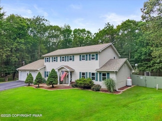 2770 Tacoma Dr, Blakeslee, PA 18610