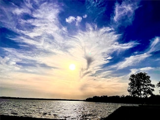 207 Creek Rd, Trinity, TX 75862