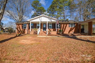 571 Amity Ave SE, Concord, NC 28025