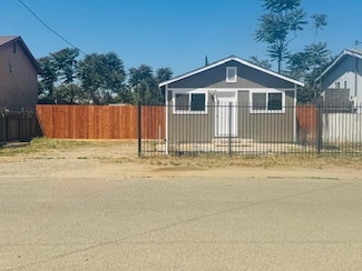 1415 Avondale Ave, Modesto, CA 95358