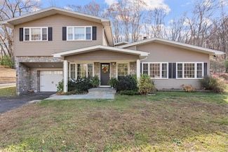 115 Old Wolcott Rd, Bristol, CT 06010