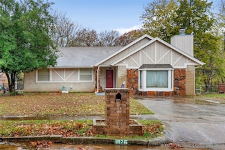 1826 S Muskogee St, Sapulpa, OK 74066