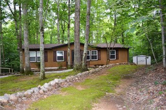 1070 Burdun Ln, Walnut Cove, NC 27052