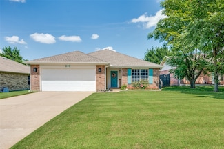 337 Cotton Dr, Mansfield, TX 76063