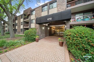 470 Raintree Ct Unit 1L, Glen Ellyn, IL 60137