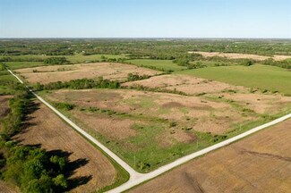 80 NE 272nd St, Lathrop, MO 64465