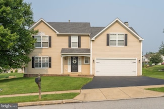 215 Thornridge Dr, Thorndale, PA 19372