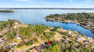 117 Lake View Cir, Montgomery, TX 77356