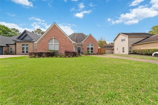 15607 Ensenada Dr, Houston, TX 77083