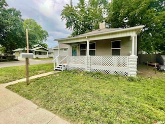 1402 Rose St, Lincoln, NE 68502