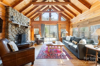 2000 Frozen Creek Rd, Brevard, NC 28712