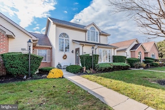 141 Strayer Dr, Carlisle, PA 17013