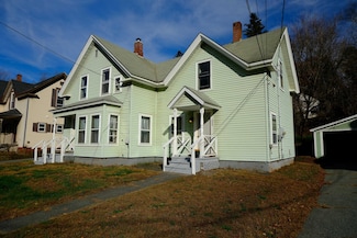 194 Charles St, Lyndonville, VT 05851